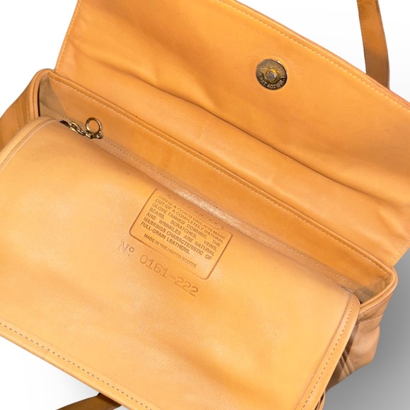 Coach Vintage Riverside Bag Made in USA British Tan No 0161-222 - Picture 4 of 11